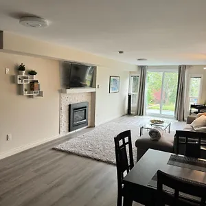 Apartment Bright Private Near Departure Bay 