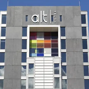 Alt Toronto Airport Hotel